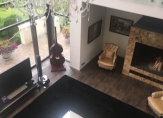 Продажа дома, 950 м2, деревня Шульгино, Полевая улица