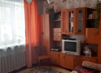 Продажа трехкомнатной квартиры, 58 м2, поселок городского типа Шаблыкино, Карачевская улица