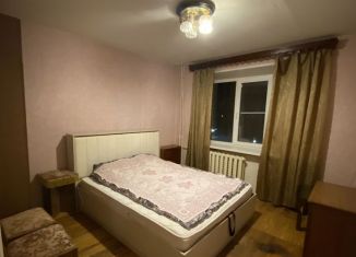 Сдается в аренду трехкомнатная квартира, 60 м2, поселок Космодемьянский, посёлок Космодемьянский, 24