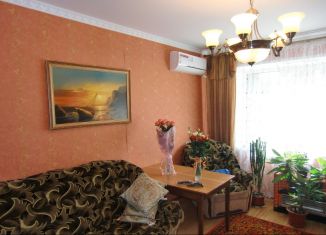 Продается 3-комнатная квартира, 65 м2, Воронеж, улица Генерала Лизюкова, 63, Северный жилой район