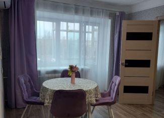 Сдается в аренду 5-комнатная квартира, 45 м2, Татарстан, улица Декабристов, 150