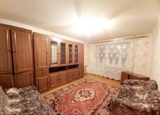 Продается двухкомнатная квартира, 52 м2, поселок городского типа Кугеси, Советская улица, 76