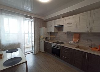 Сдаю двухкомнатную квартиру, 60 м2, Республика Башкортостан, улица Октябрьской Революции, 23А