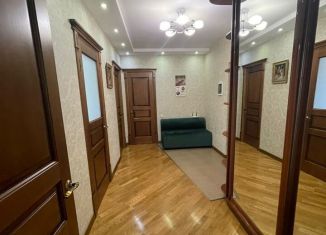 Продам 2-комнатную квартиру, 75 м2, Владикавказ, Кырджалийская улица, 10к2, 31-й микрорайон