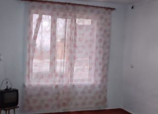 Продаю двухкомнатную квартиру, 40 м2, Улан-Удэ, улица Балдынова, 2