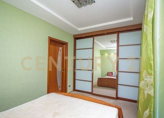Продается 3-комнатная квартира, 89.4 м2, Ульяновская область, улица Скочилова, 1