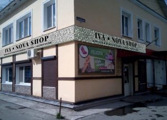 Продам торговую площадь, 56.2 м2, Ирбит, Советская улица, 83