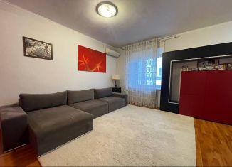 Продам двухкомнатную квартиру, 64 м2, Екатеринбург, улица Софьи Ковалевской, 9