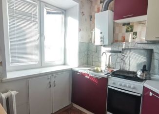 Продается трехкомнатная квартира, 48 м2, Воскресенск, улица Колина, 11