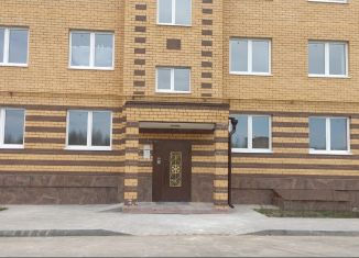 Продам трехкомнатную квартиру, 63.7 м2, Калужская область, Советская улица, 182к1