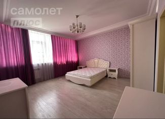 Продаю 3-комнатную квартиру, 174.9 м2, Ставрополь, улица Лермонтова, 240, микрорайон № 5
