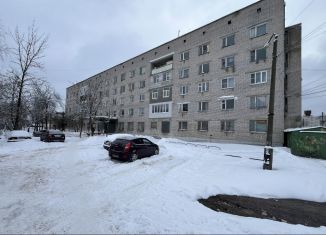 Многокомнатная квартира на продажу, 158 м2, посёлок городского типа Новозавидовский, Моховая улица, 10