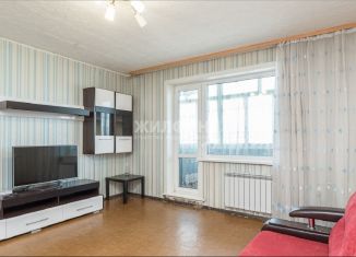 Сдаю в аренду трехкомнатную квартиру, 66 м2, Новосибирск, улица Фадеева, 91