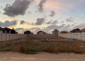 Земельный участок на продажу, 8 сот., село Молочное, Южная улица, 71