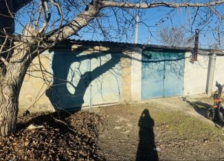 Продам гараж, 30 м2, посёлок городского типа Советский, Юбилейная улица