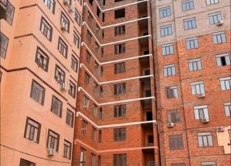 Продам двухкомнатную квартиру, 80 м2, Махачкала, улица Перова, 11