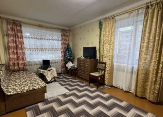 Продается 1-ком. квартира, 32 м2, Старая Русса, Крестецкая улица, 17