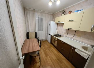 Сдаю 3-ком. квартиру, 70 м2, Татарстан, бульвар Домостроителей, 1