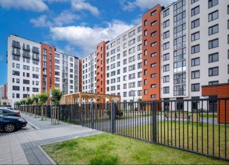 Продам трехкомнатную квартиру, 74.7 м2, Калининград, Батальная улица, 65Б