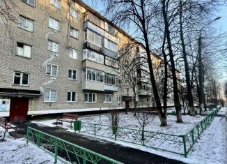 Продажа 2-комнатной квартиры, 46.3 м2, Кашира, улица Ленина, 4