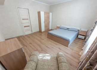 Сдаю 2-комнатную квартиру, 82 м2, Москва, Ленинградский проспект, 33к1