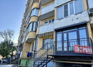 Продажа торговой площади, 70 м2, Махачкала, улица Бейбулатова, 4, Ленинский внутригородской район