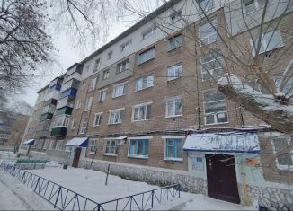 Продам трехкомнатную квартиру, 55 м2, Стерлитамак, проспект Ленина, 79