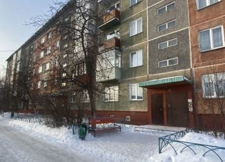 Продаю 2-ком. квартиру, 43.5 м2, Искитим, микрорайон Индустриальный, 15А