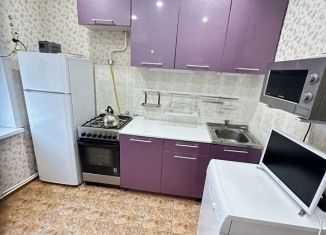 Сдаю в аренду 2-ком. квартиру, 52 м2, Геленджик, Полевая улица, 29