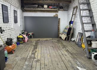 Продаю гараж, 30 м2, Котлас, улица Ушинского, 3