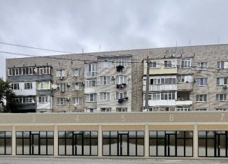 Продается торговая площадь, 50 м2, Черкесск, Привокзальная улица, 17