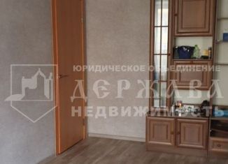 Продается двухкомнатная квартира, 40.5 м2, Междуреченск, улица Космонавтов, 11