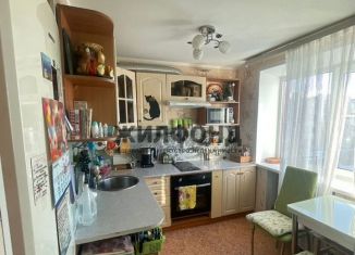 Продается 2-комнатная квартира, 43.7 м2, Петропавловск-Камчатский, улица Горького, 17