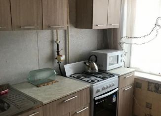 Сдаю трехкомнатную квартиру, 61 м2, Курская область, улица Ленина, 56к2