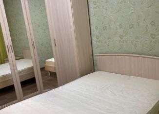 Сдача в аренду комнаты, 18 м2, Омск, улица Дмитриева, 15