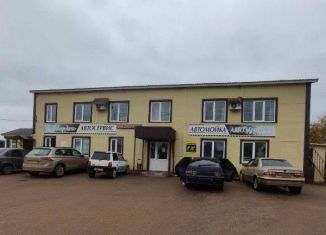 Сдам в аренду помещение свободного назначения, 200 м2, Удмуртия, Железнодорожная улица, 3А