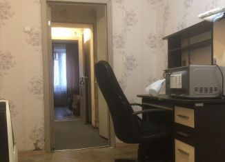 Трехкомнатная квартира в аренду, 54 м2, Москва, Кастанаевская улица, 23к3, метро Филёвский парк