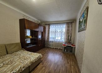 Сдам в аренду 2-ком. квартиру, 44 м2, Уфа, улица Цюрупы, 110, Советский район