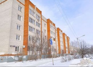 Продажа 2-ком. квартиры, 60 м2, Йошкар-Ола, улица Васильева, 4, микрорайон 9Б