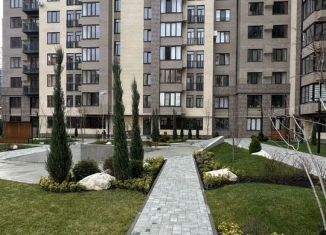 Продаю 2-комнатную квартиру, 70 м2, Северная Осетия, улица Гастелло, 71А