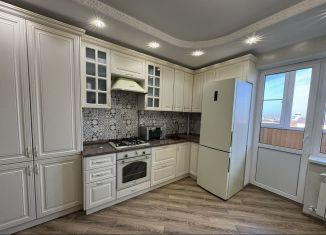 Продам 1-ком. квартиру, 42 м2, станица Динская, Красная улица, 72Б