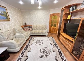 Продам 3-комнатную квартиру, 59 м2, село Высокая Гора, улица Мичурина, 3