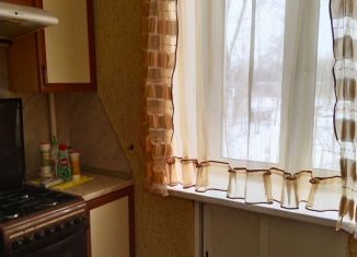 Сдам 2-ком. квартиру, 52 м2, Ярославская область, улица Чкалова, 78А