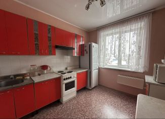 Сдается 4-ком. квартира, 77 м2, Прокопьевск, улица Есенина, 92