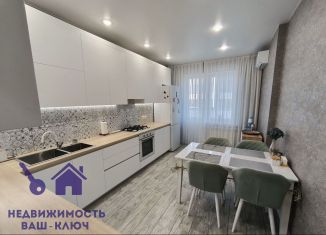 Продам 2-комнатную квартиру, 70.8 м2, Горячий Ключ, Владимирская улица, 20