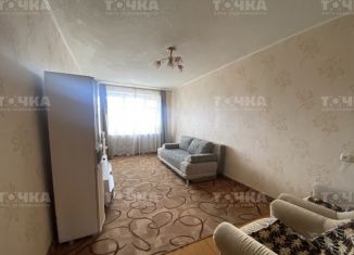 Сдается 2-ком. квартира, 47 м2, Чебаркуль, улица Карпенко, 17В