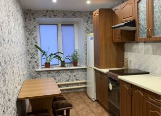 Трехкомнатная квартира на продажу, 61.6 м2, Энгельс, Полтавская улица, 13А