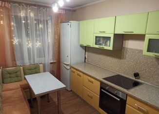 Продается 1-ком. квартира, 38.1 м2, Екатеринбург, улица Уральских Рабочих, 17, метро Машиностроителей