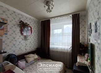 Продам 2-ком. квартиру, 63.9 м2, Курск, улица Скорятина, 181