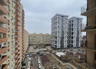 Продам трехкомнатную квартиру, 90.6 м2, Астраханская область, улица Трофимова, 6